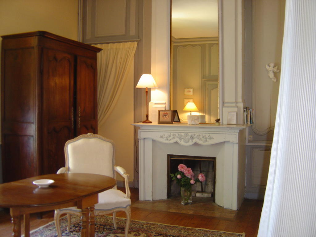Chateau De Beaulieu 쏘뮤흐 객실 사진